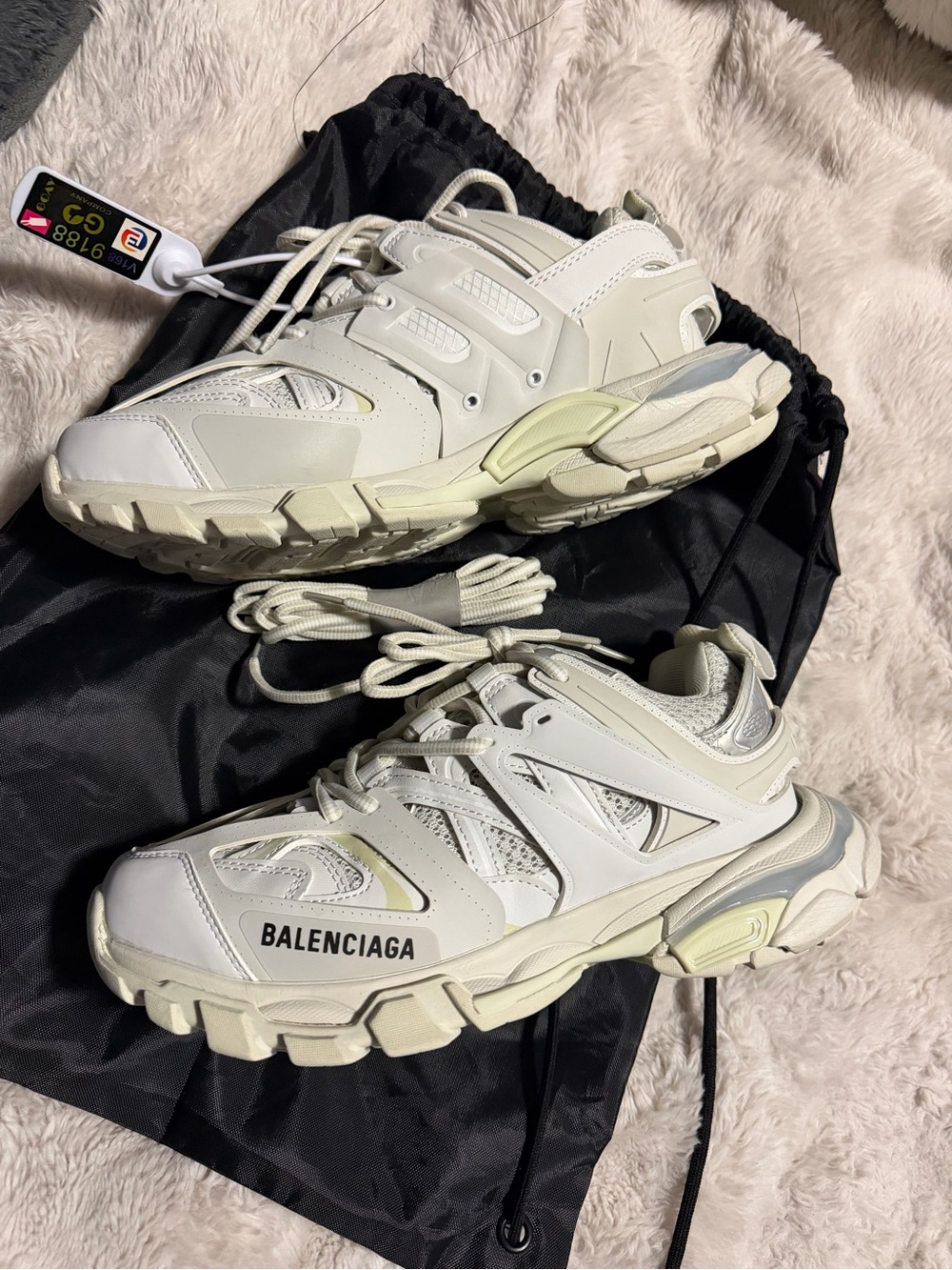 Balenciaga Cream Lace-Up Chunky Track Sneakers - Picture 5 of 6